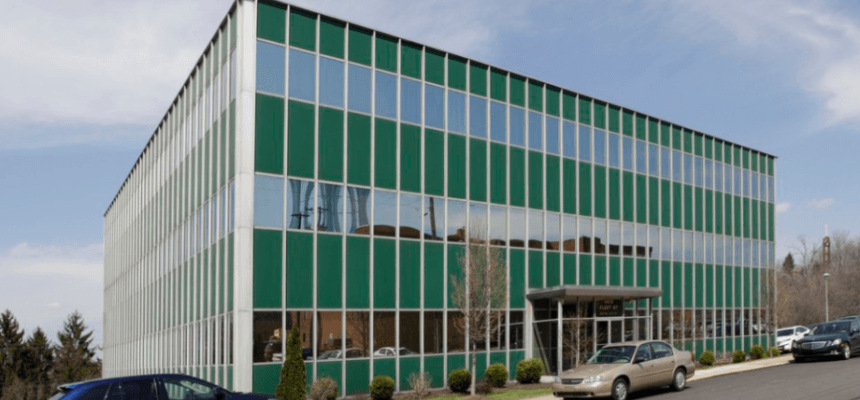 100 FLEET STREET GREENTREE AREA – Commercial Office Space For Lease